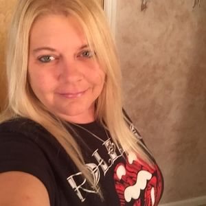 Meet your Posher, Becky